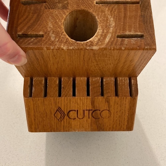 Cutco Homemaker Plus 8 Block in Honey Oak - Picture 6 of 7